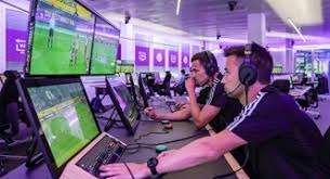 媒体人：今天于汉超将前往教练员培训班报到