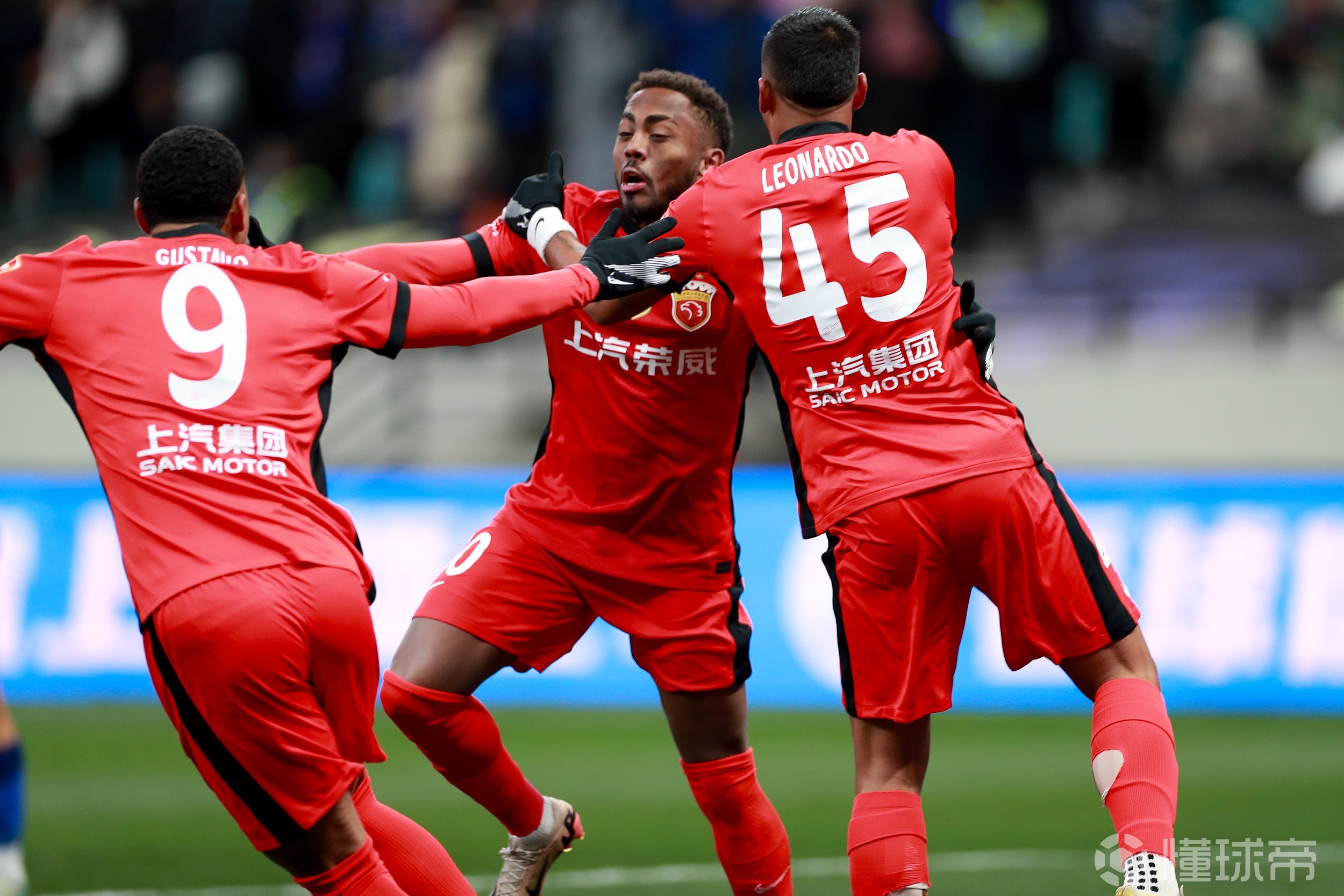 邮报：阿里与科莫提前解约，29岁的他已开始考虑退役